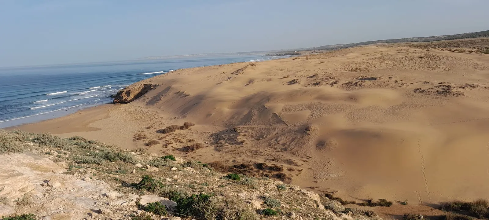 La grande dune filant vers la mer